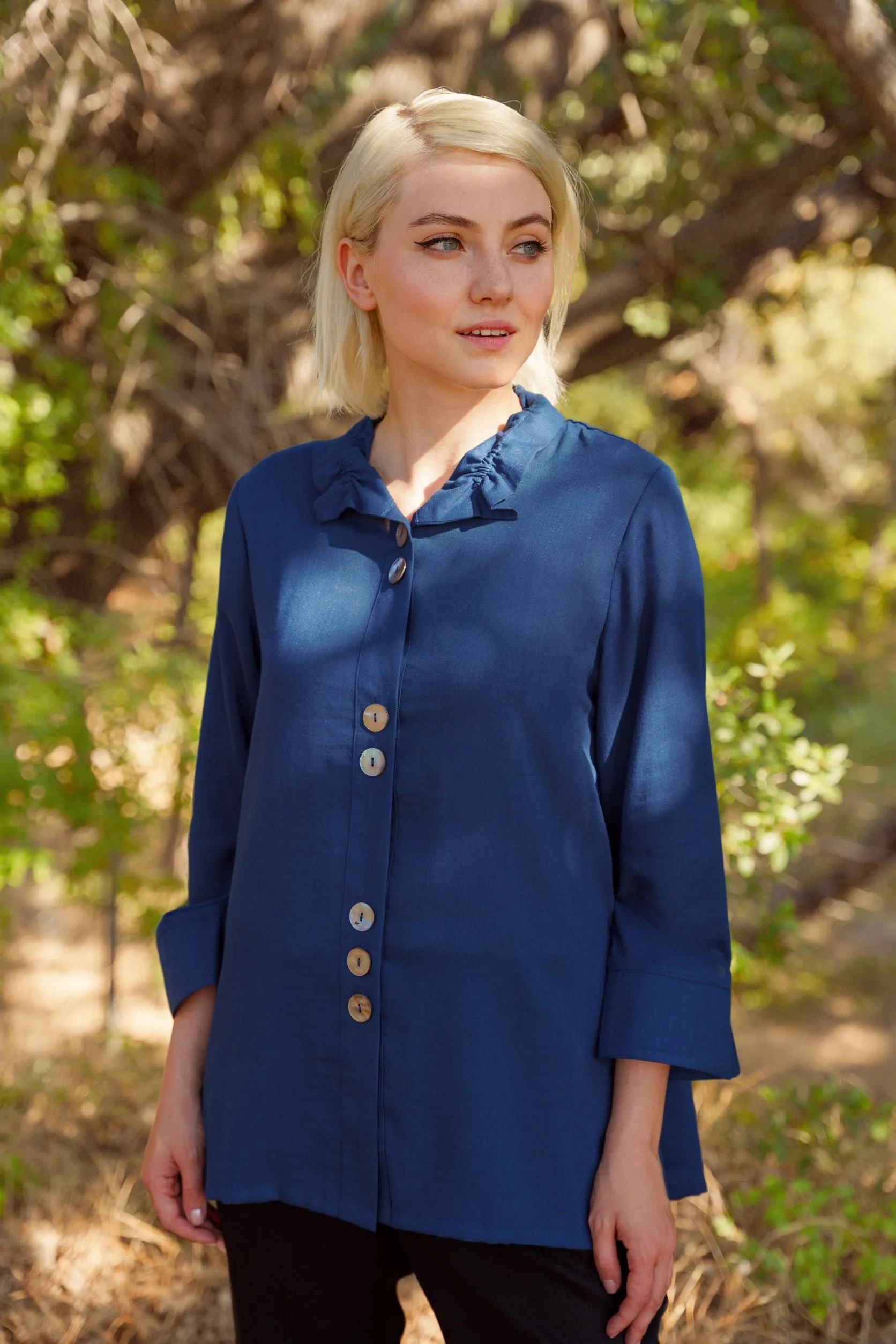 AA327 - Elsie Linen Jacket