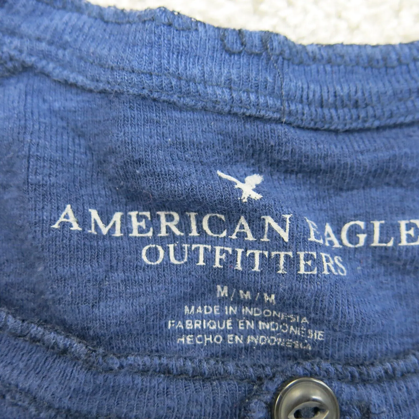 American Eagle Outfitters Mens Henley T Shirt Long Sleeve Blue Size Medium