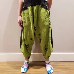 Bunny Crests Green Elastic Waist Samurai Pants