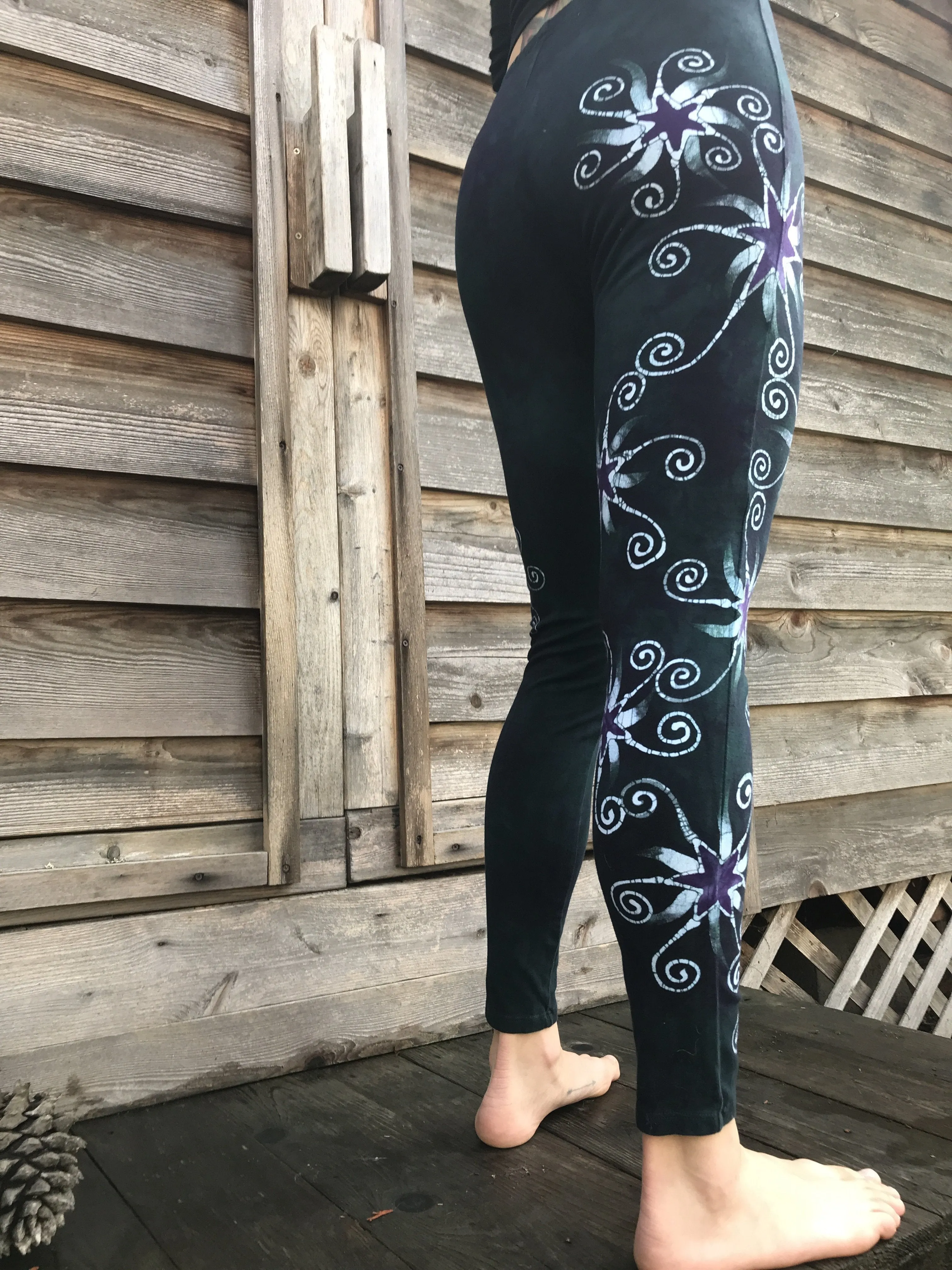 Imperfection - Dark Teal and Purple Stars Batikwalla Leggings - Size Large