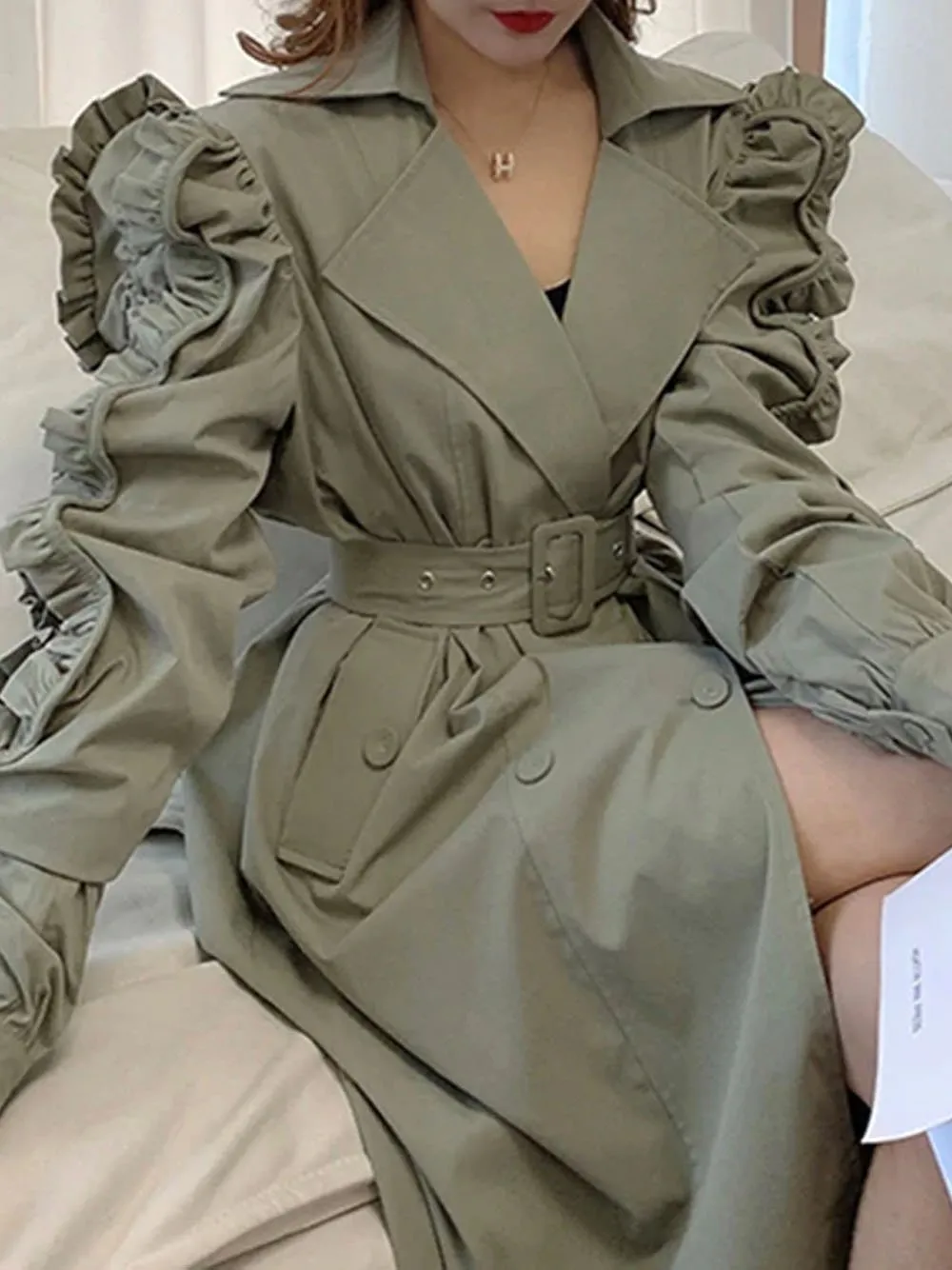 NAONA Ruffle Trench Coat