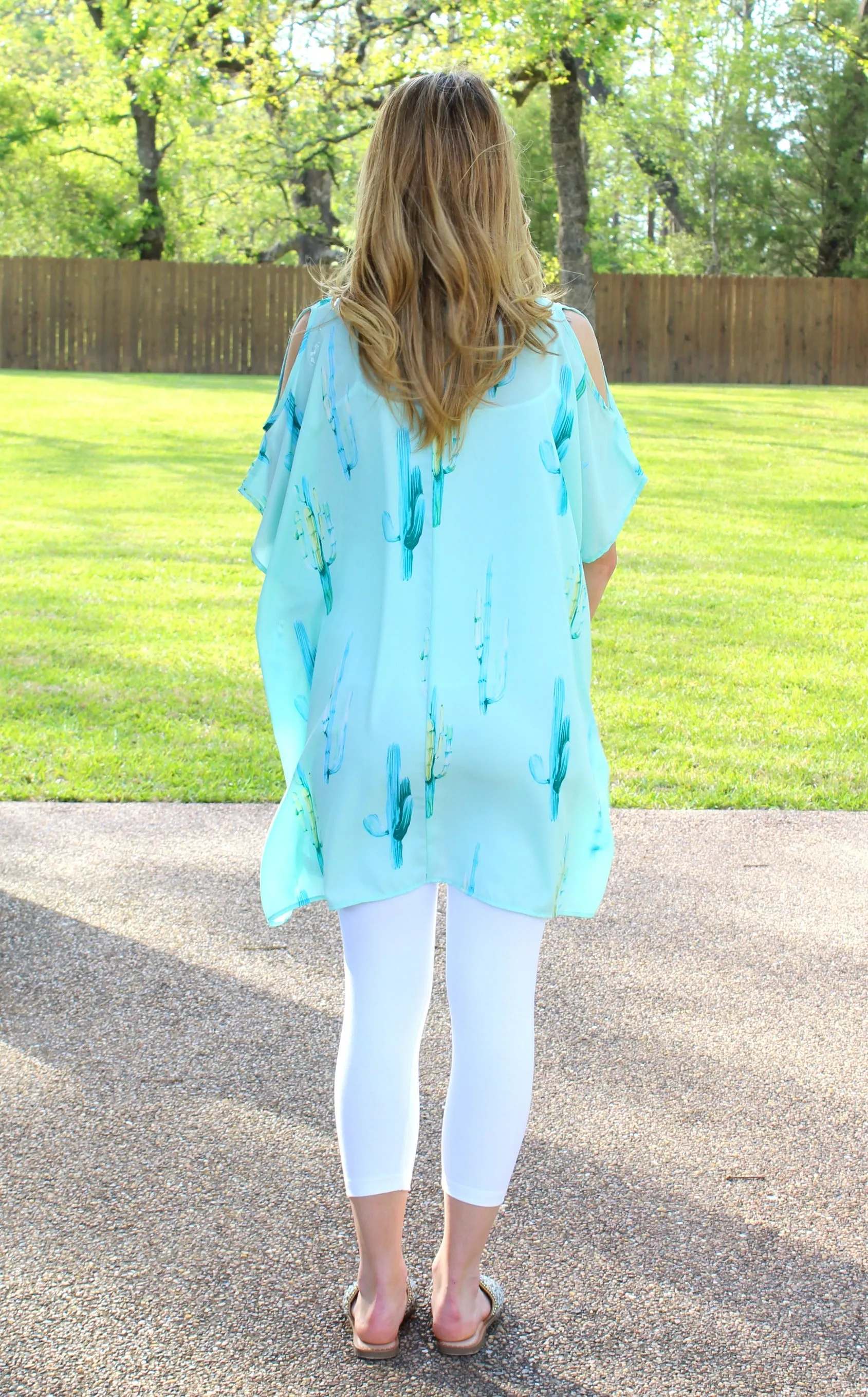 Pretty Little Thing Cactus Sheer Open Shoulder Tunic in Mint