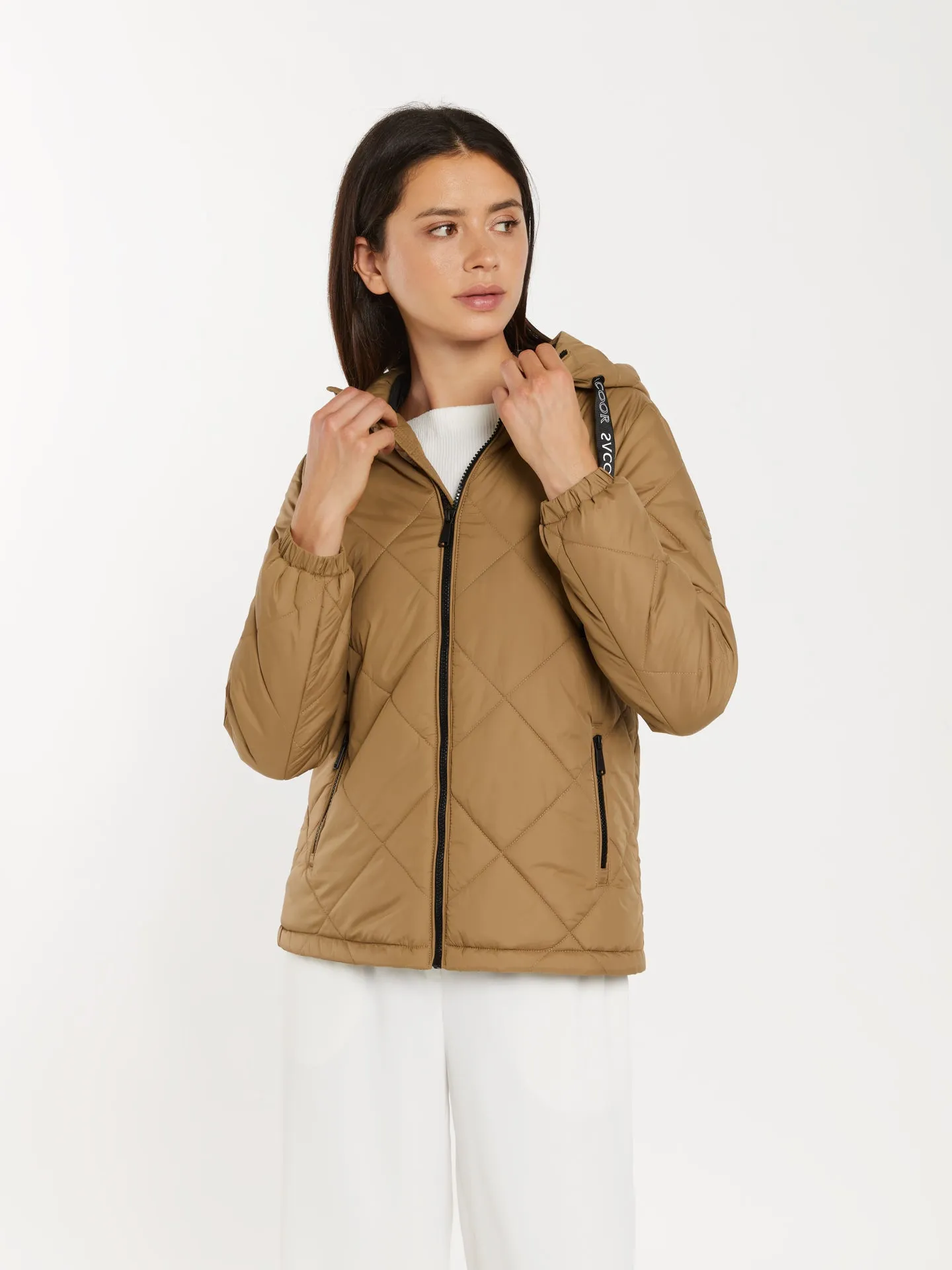 Puffer jacket with hood